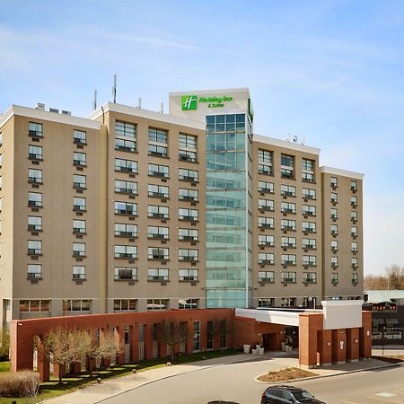 Holiday Inn Hotel & Suites London By Ihg Buitenkant foto